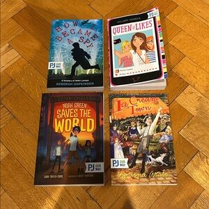 Bundle of Jewish chapter books